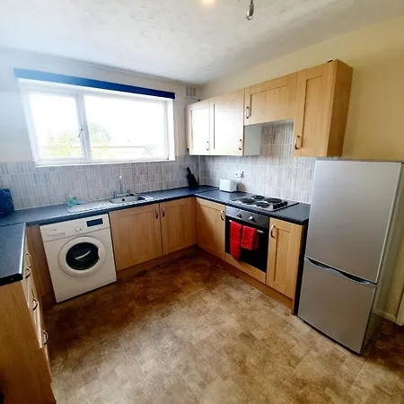 Rayleigh Town Centre 3 Bedroom Apartment Exterior photo