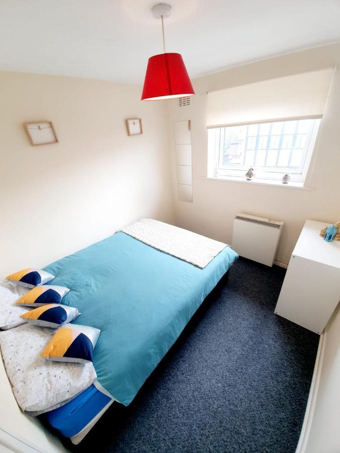 Apartment Town Centre 3 Bedroom Rayleigh